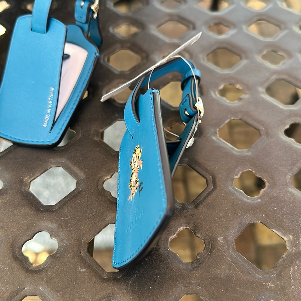 Coach Blue Leather Luggage Tag with Buster Baseman Design - Picture 6 of 6